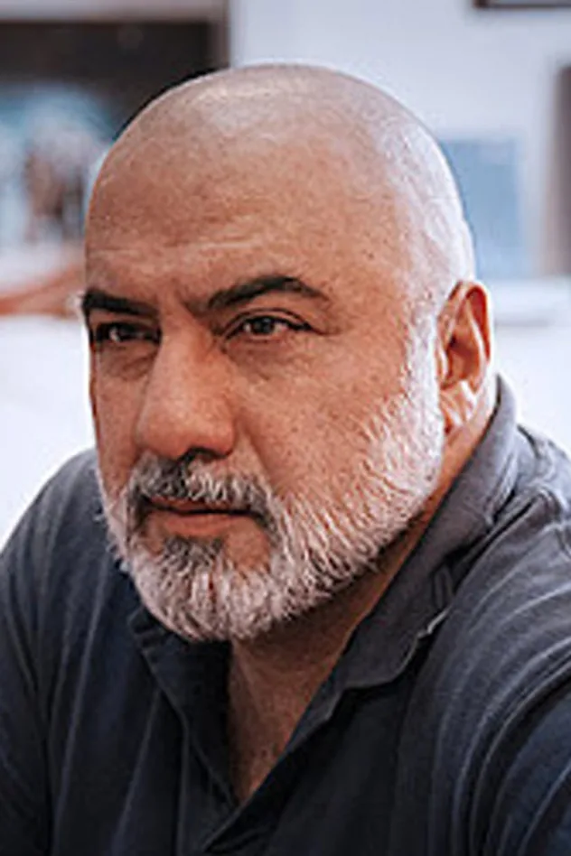 Imagen de portada para Farhad Ghaemian