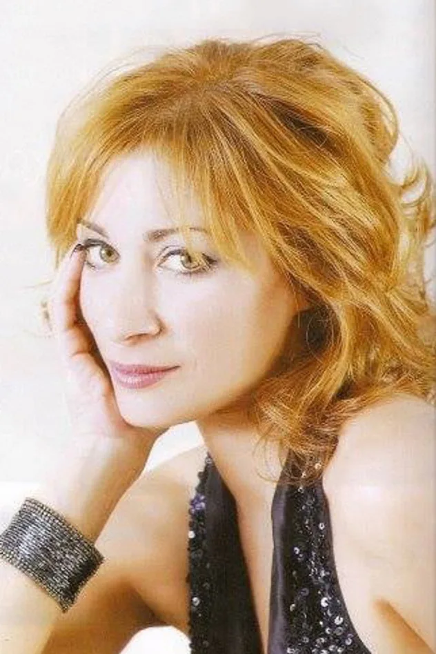 Xenia Ioakeim için kapak görseli