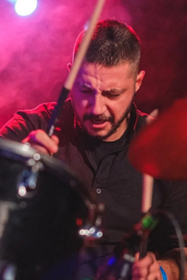 Aleksandar Milovanović için kapak görseli