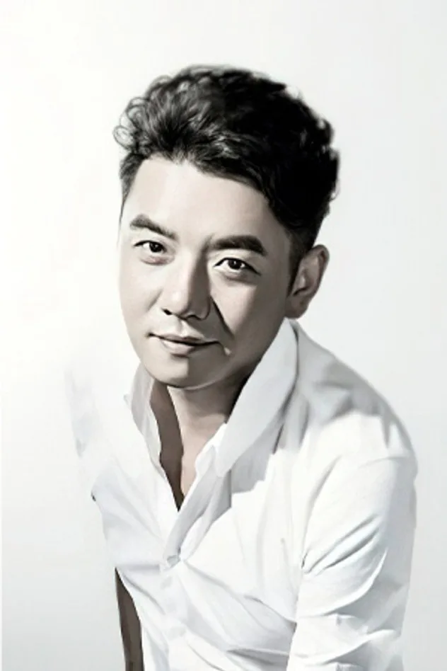 Guangyi Xiao için kapak görseli