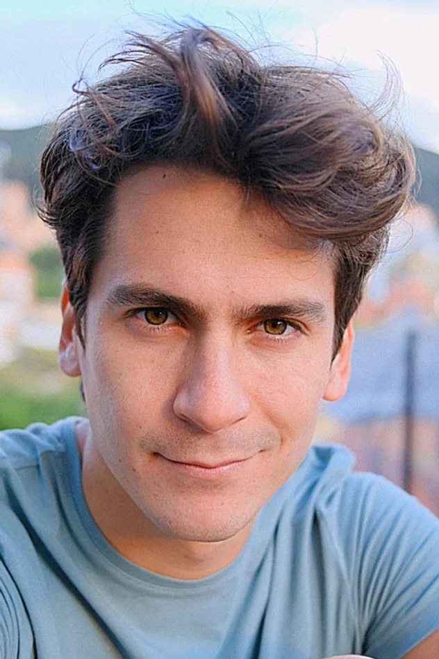 Simon Elias için kapak görseli