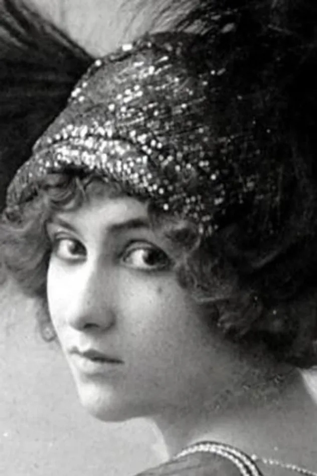 Lilian Greuze için kapak görseli