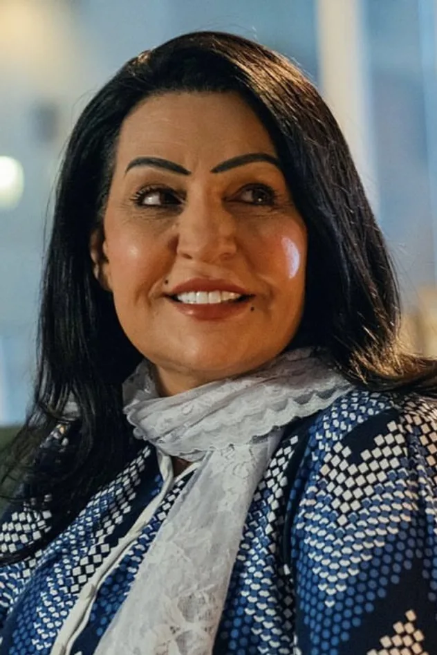 Imagen de portada para Huda Al-Khateeb