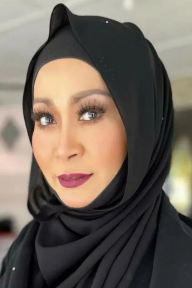 Liza Abdullah için kapak görseli