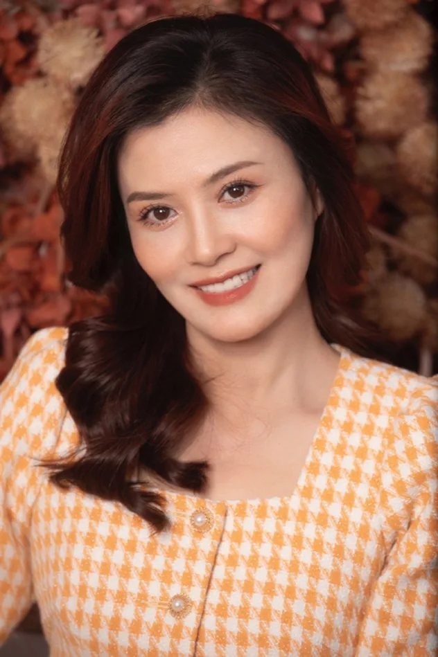 Imagen de portada para Hoa Thúy