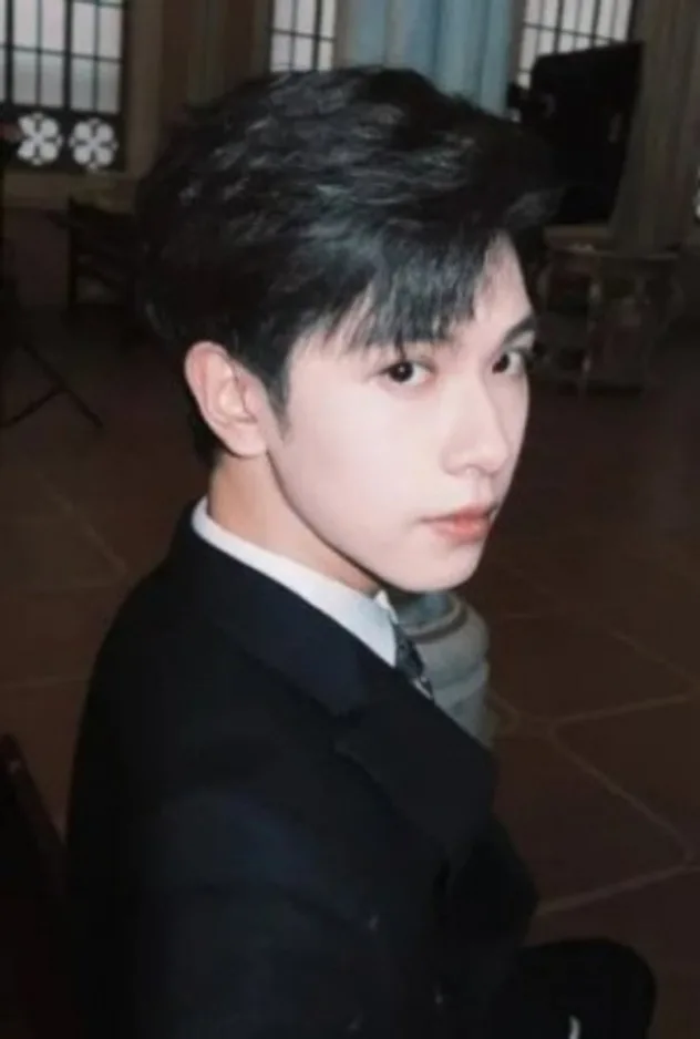 Обложка для Zhang Zhengyue