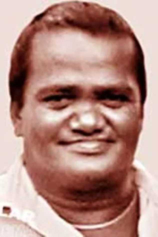 صورة الغلاف لـ குள்ளமணி