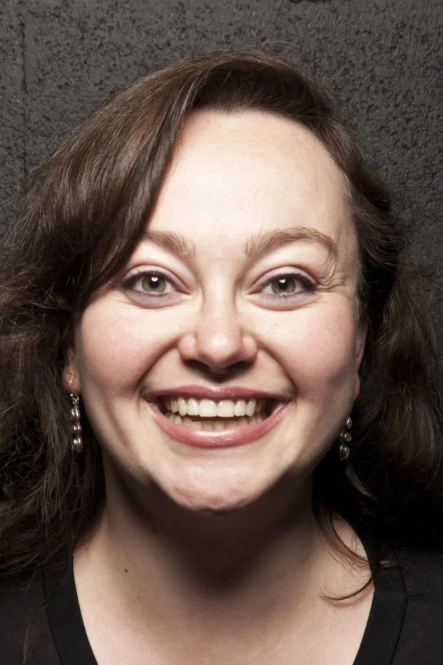 Imagen de portada para Meg Farhall