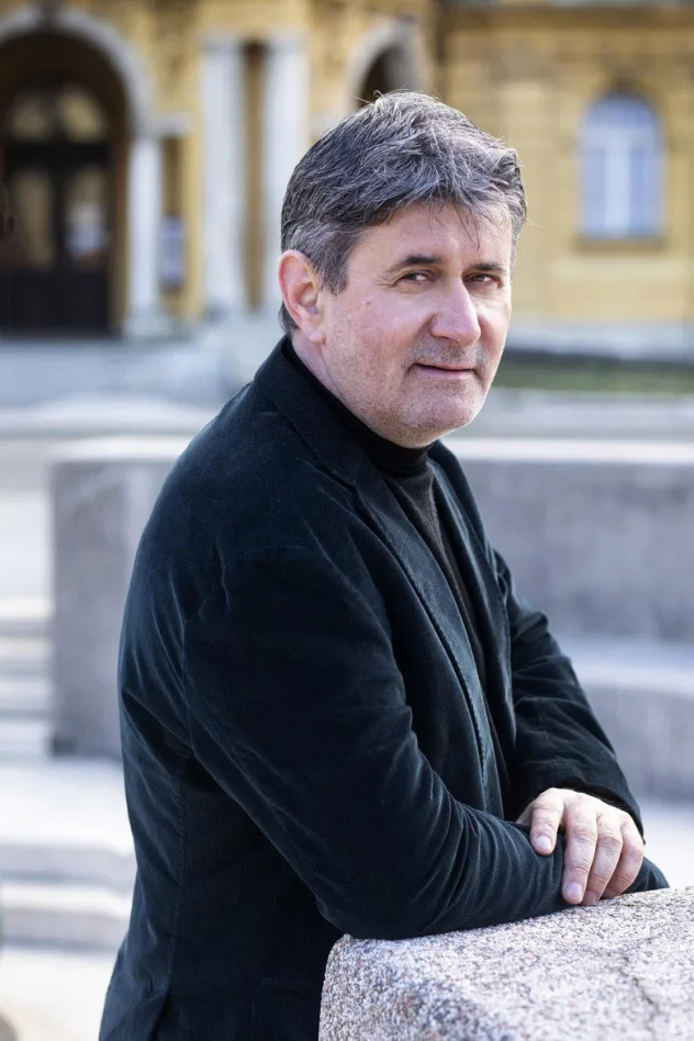 Обложка для Vedran Mlikota