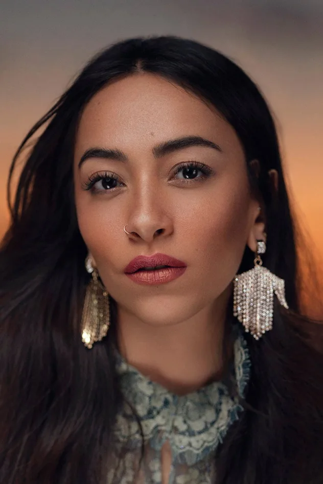 صورة الغلاف لـ Sarah Taibah