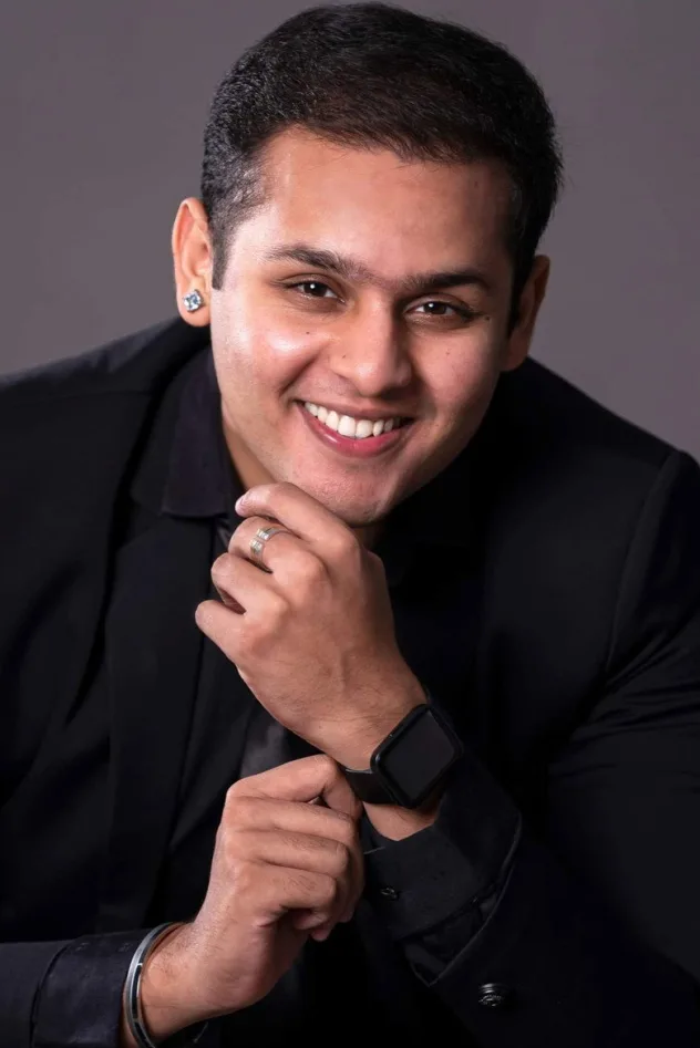 Imagen de portada para Dev Joshi