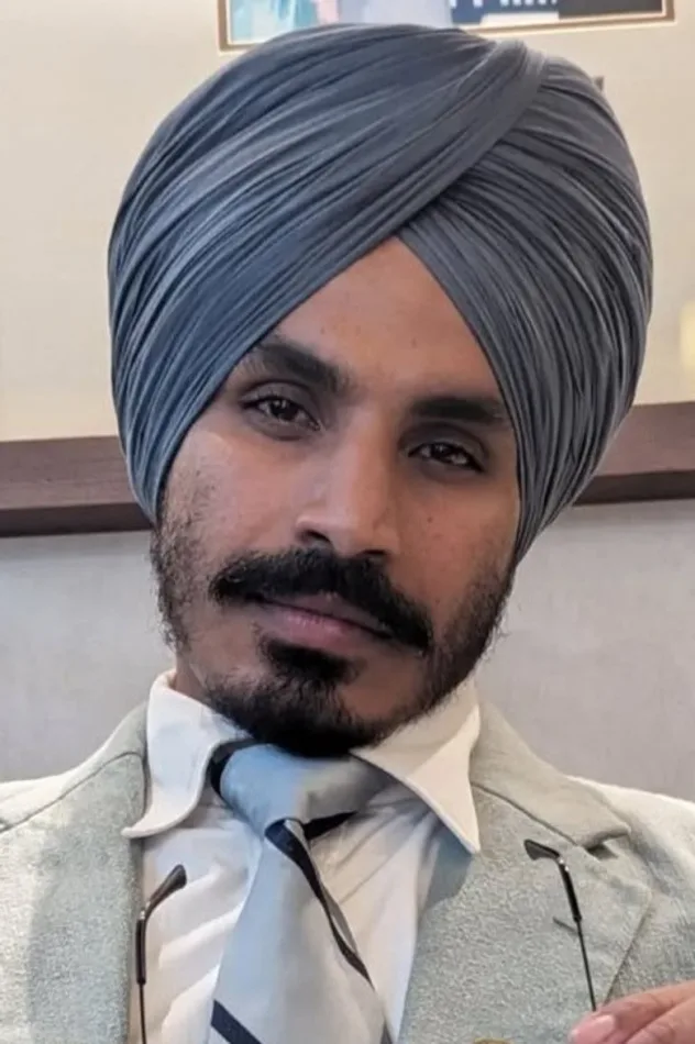 Обложка для Davinder Singh Gill