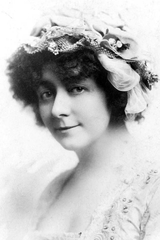 Cecilia Loftus için kapak görseli