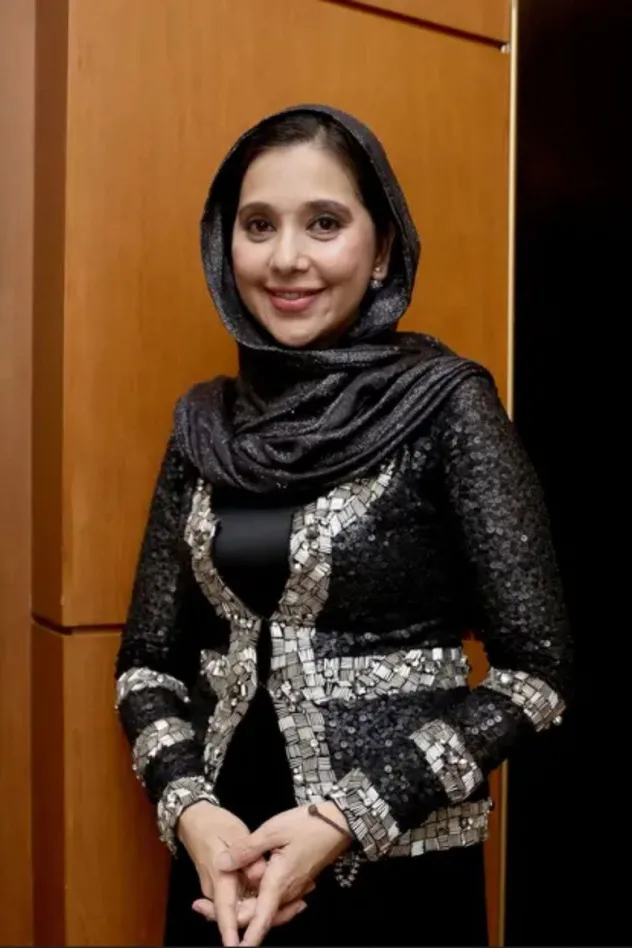صورة الغلاف لـ Ayu Azhari