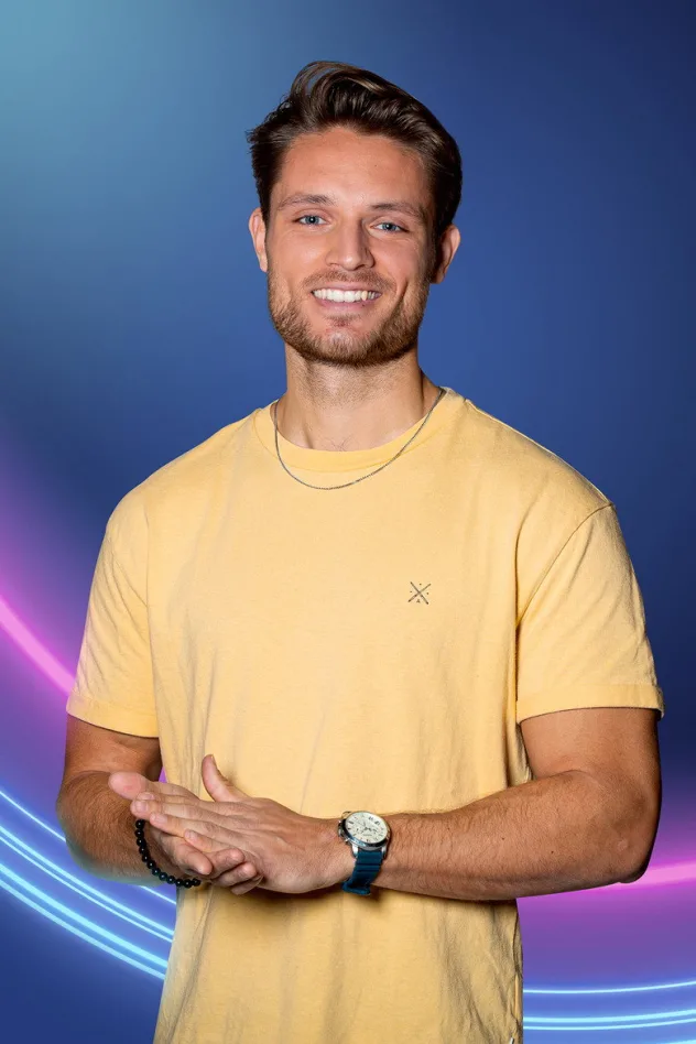 Cover image for Tobias van Veen