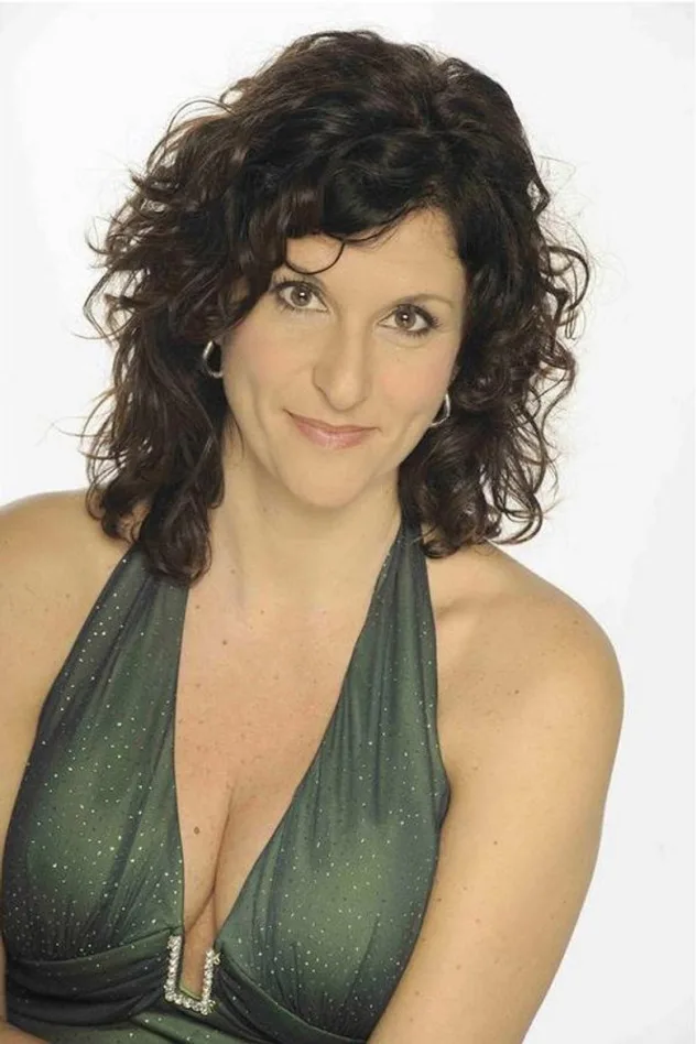 Federica Cifola için kapak görseli