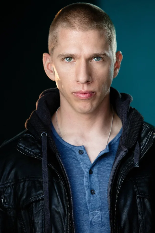 صورة الغلاف لـ Aaron Veach