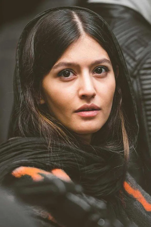 صورة الغلاف لـ Pardis Ahmadieh