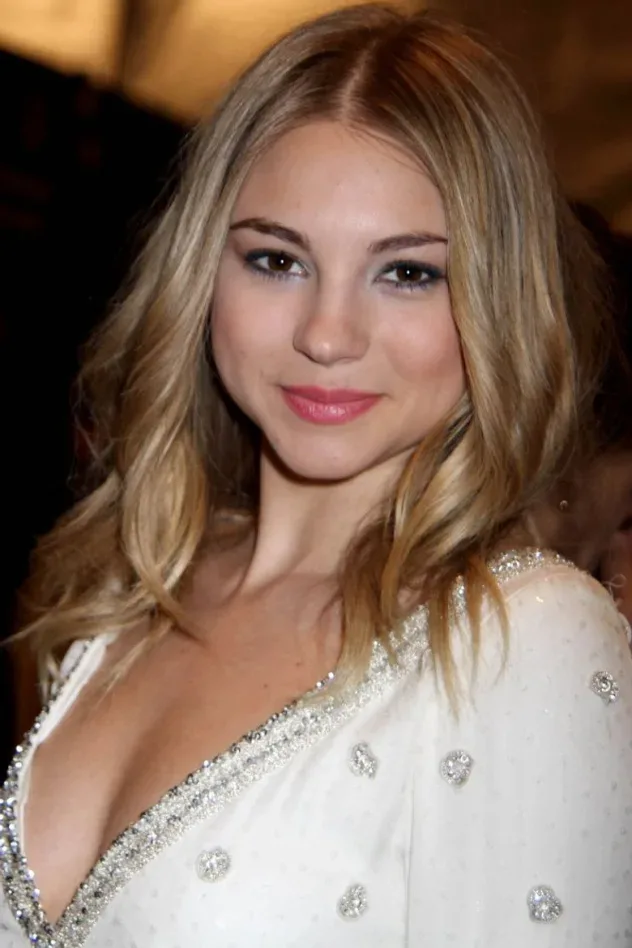 Обложка для Allie Gonino