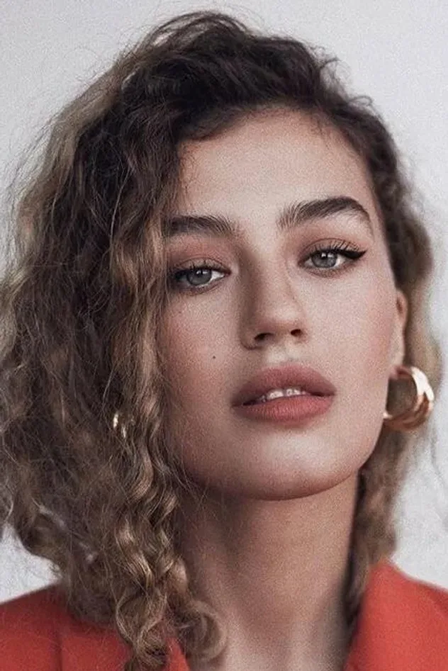 صورة الغلاف لـ Ulyana Sinetskaya