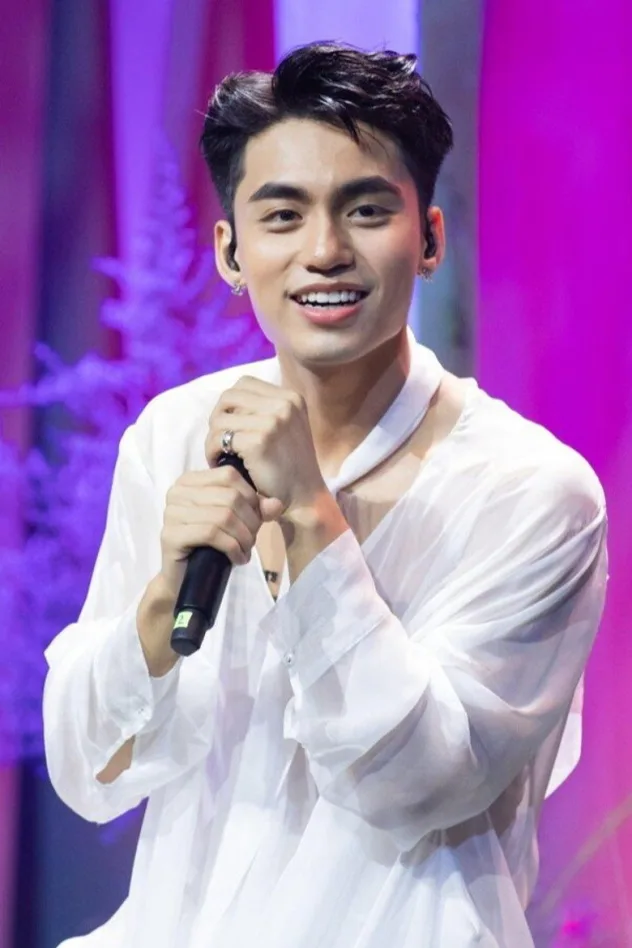 Обложка для MONO