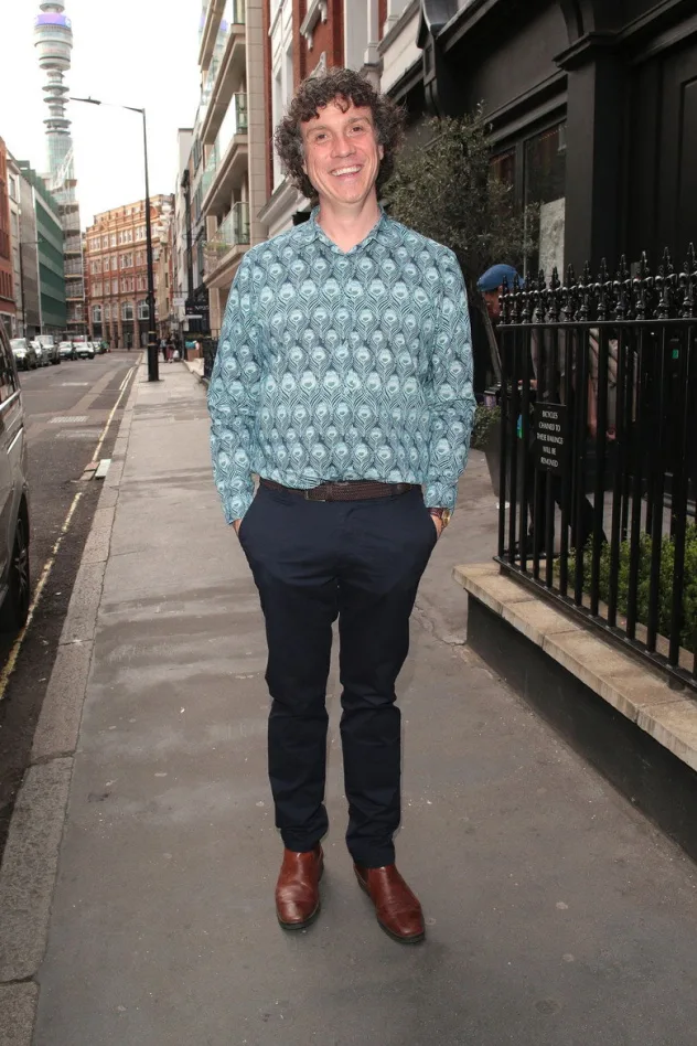 Cover image for Darragh Ennis