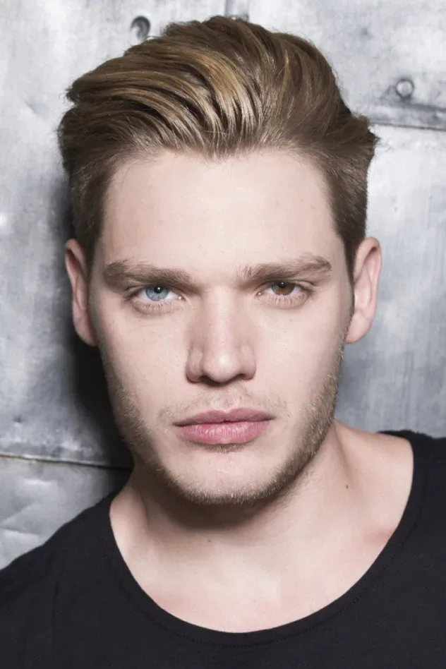 Imagen de portada para Dominic Sherwood