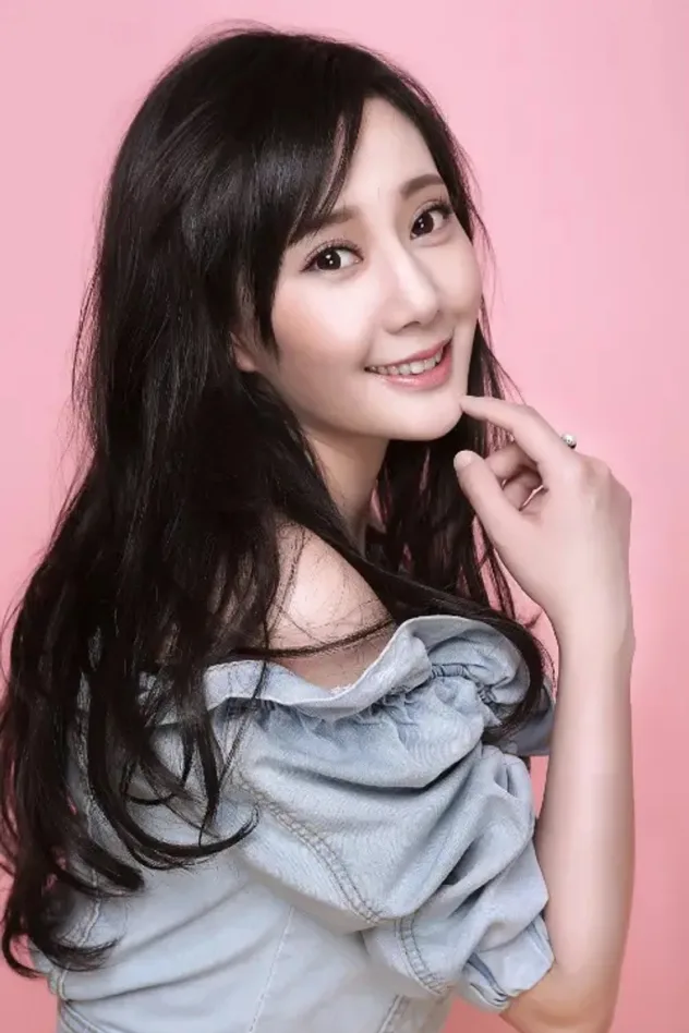 Обложка для Li Xia Pei