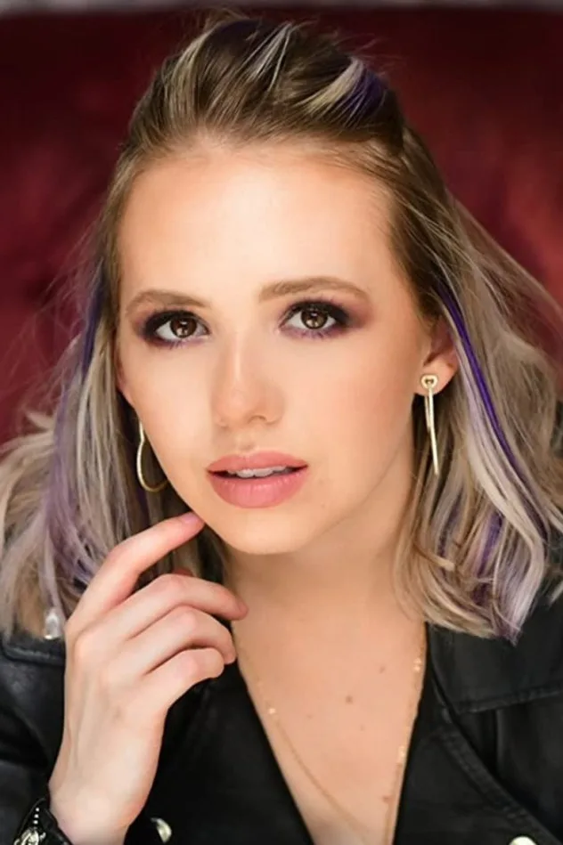 صورة الغلاف لـ Nicole Alyse Nelson