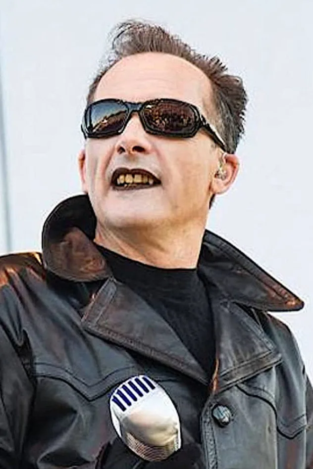 Dave Vanian için kapak görseli