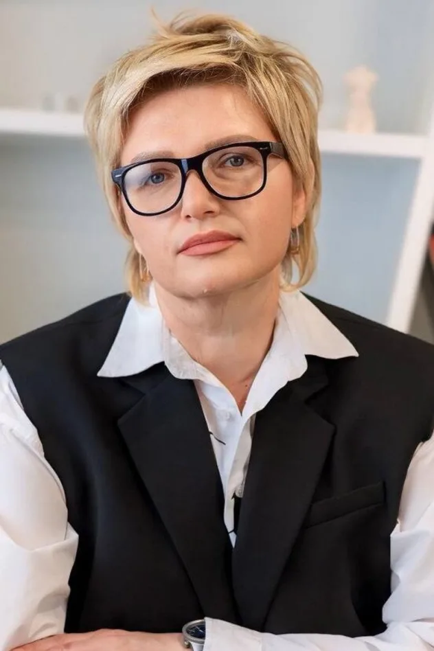 صورة الغلاف لـ Elena Putylina