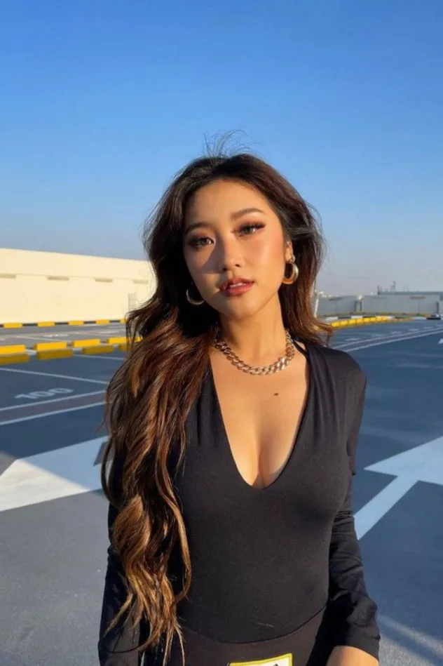 Heyoon Jeong için kapak görseli