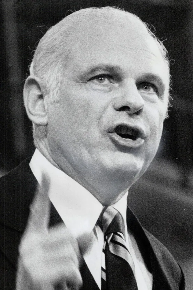 صورة الغلاف لـ Paul Hellyer