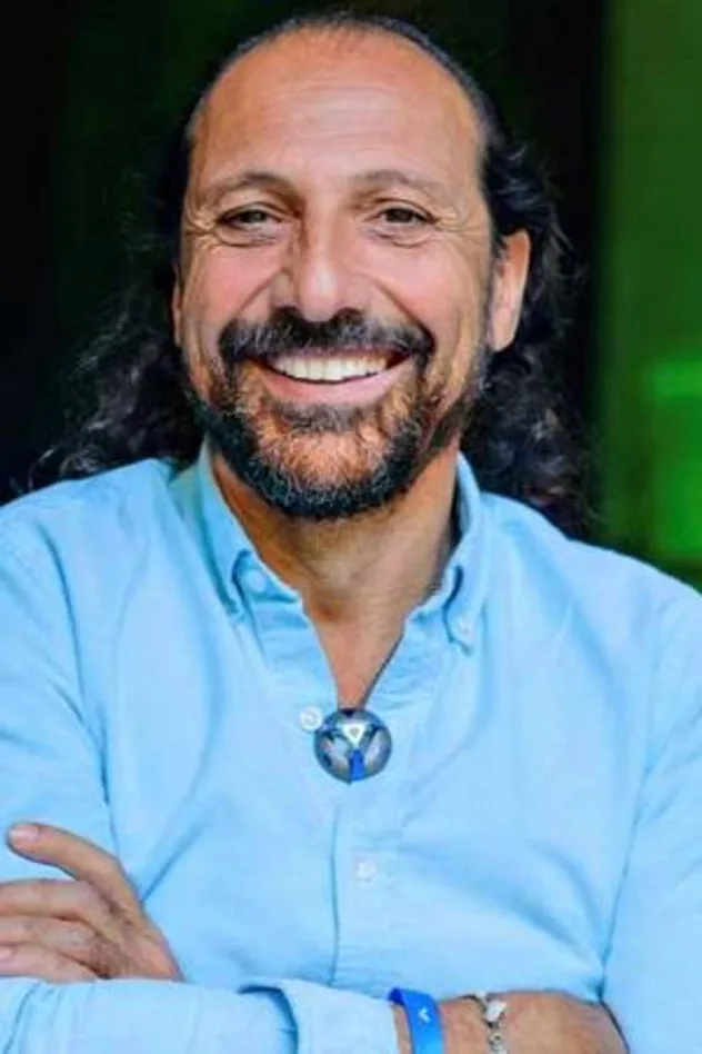 Imagen de portada para Nassim Haramein