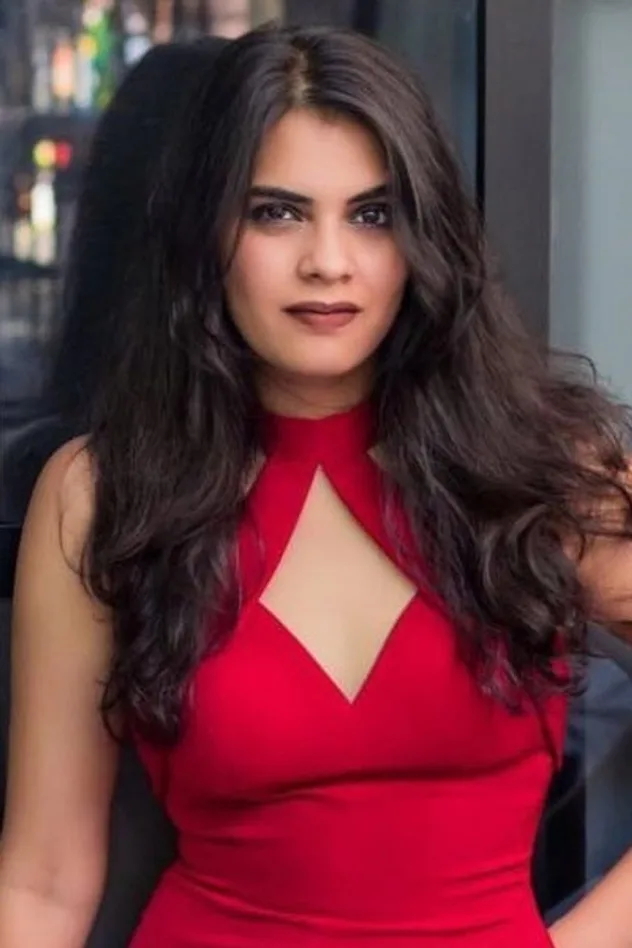 صورة الغلاف لـ Ayushi Gupta