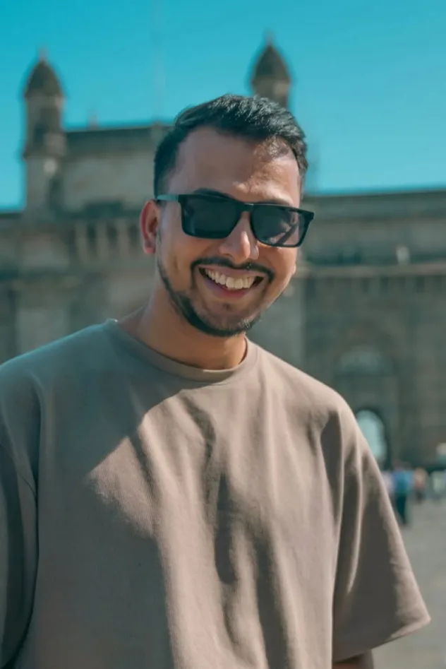 Hemant Mishra için kapak görseli