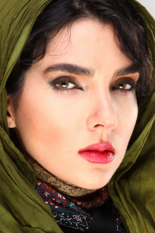Sara Rasoulzade için kapak görseli