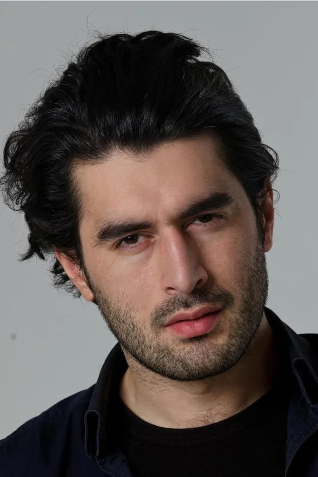 Zaur Şəfiyev için kapak görseli