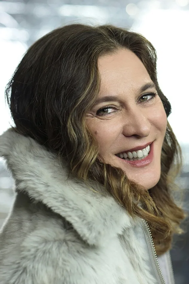 Imagen de portada para Simona Caramelli