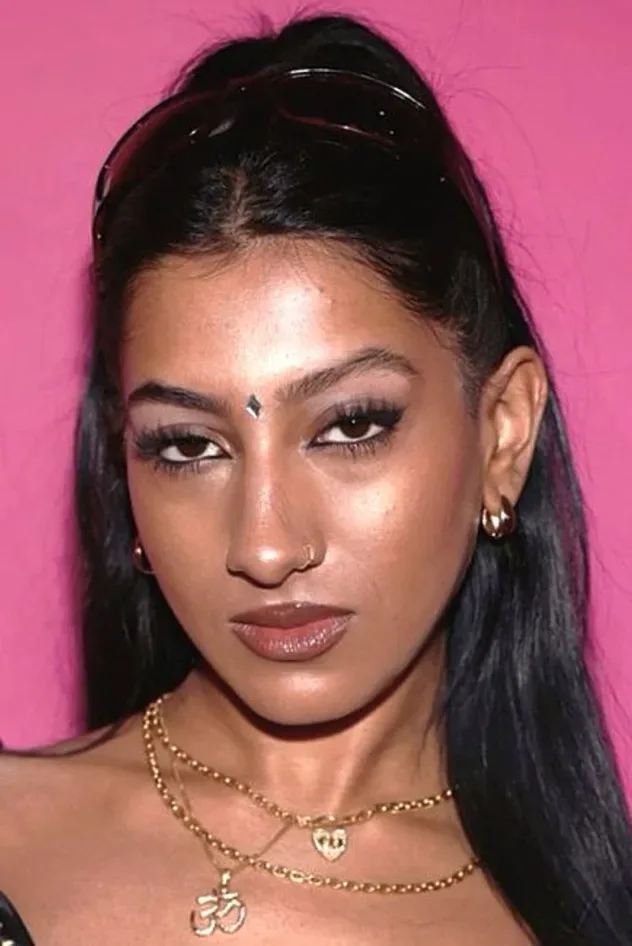 صورة الغلاف لـ Lara Raj