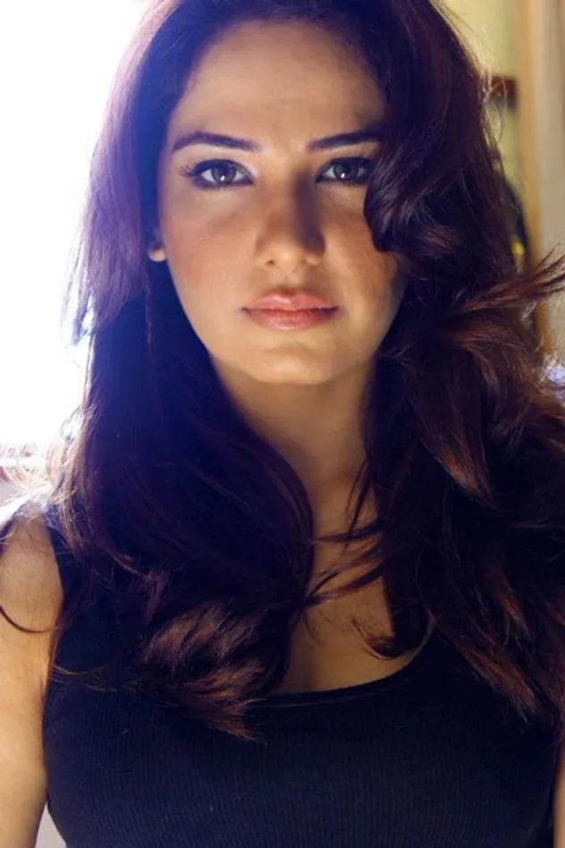 Обложка для Hajra Khan