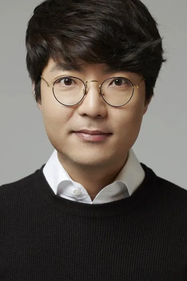 Обложка для Kim Tae-hyun