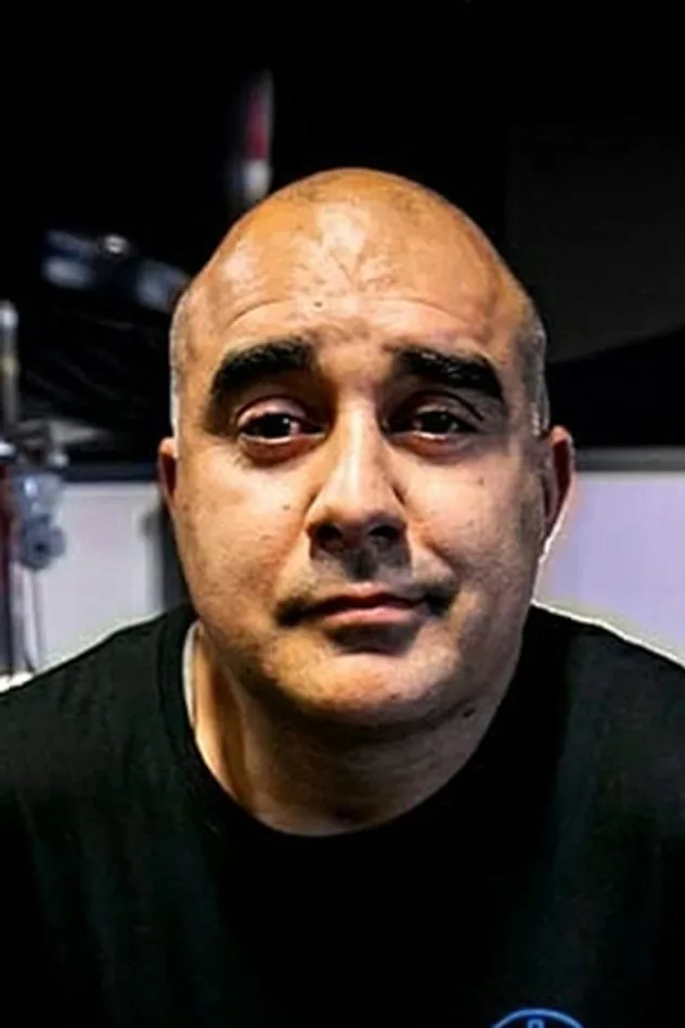 صورة الغلاف لـ Paul Nakad