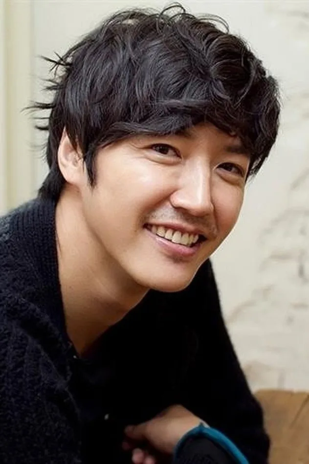 фото 윤상현