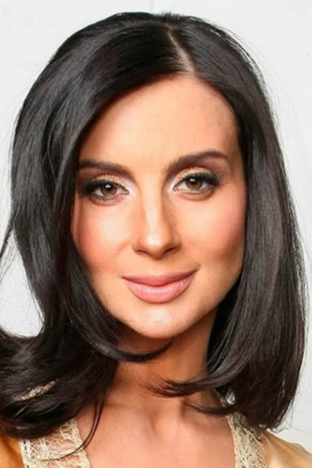 Yekaterina Strizhenova için kapak görseli