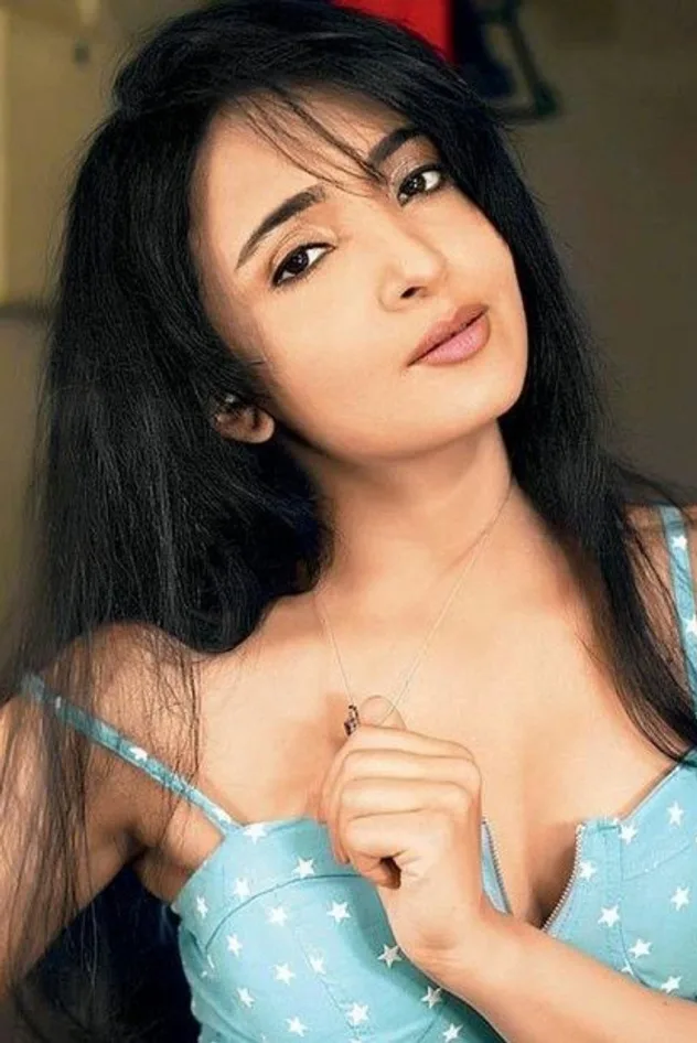 Imagen de portada para Menka Lalwani
