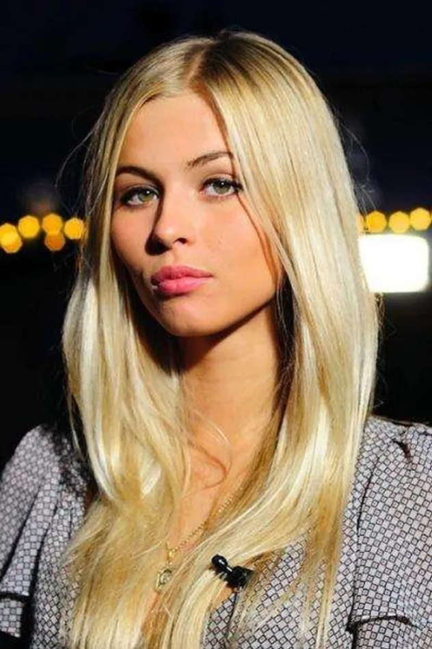 Anastasiya Smirnova için kapak görseli