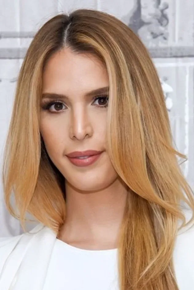 Обложка для Carmen Carrera