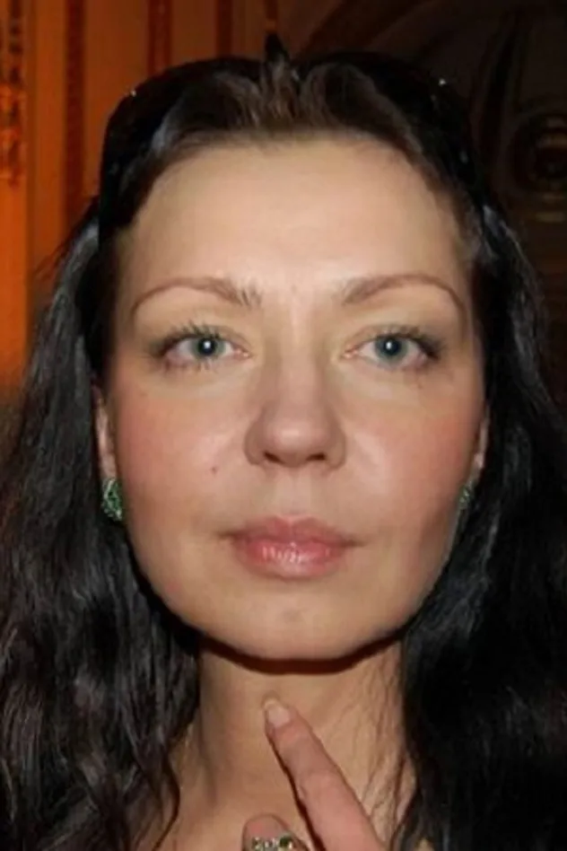Aleksandra Kolkunova için kapak görseli
