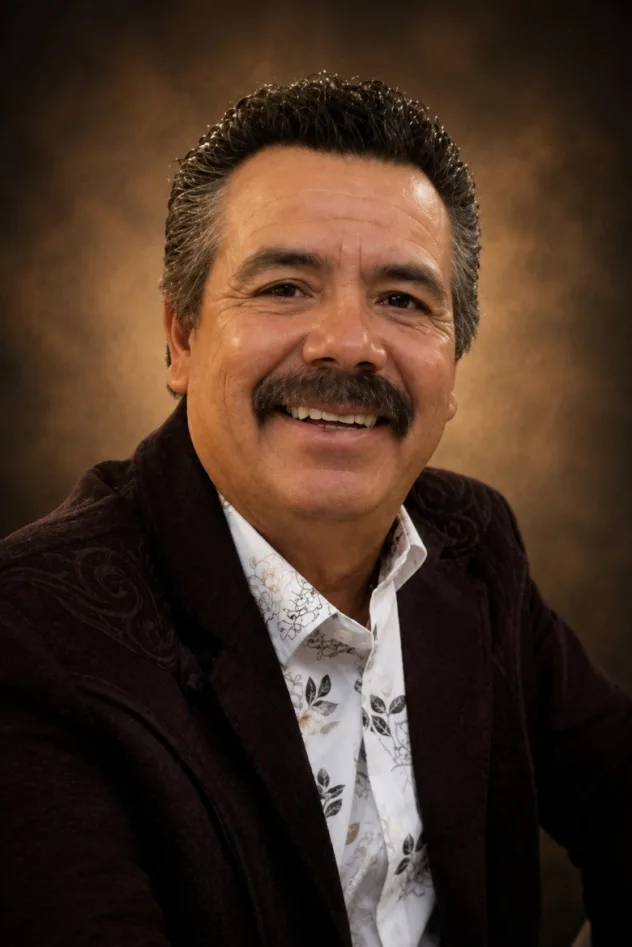 صورة الغلاف لـ Raul Arias